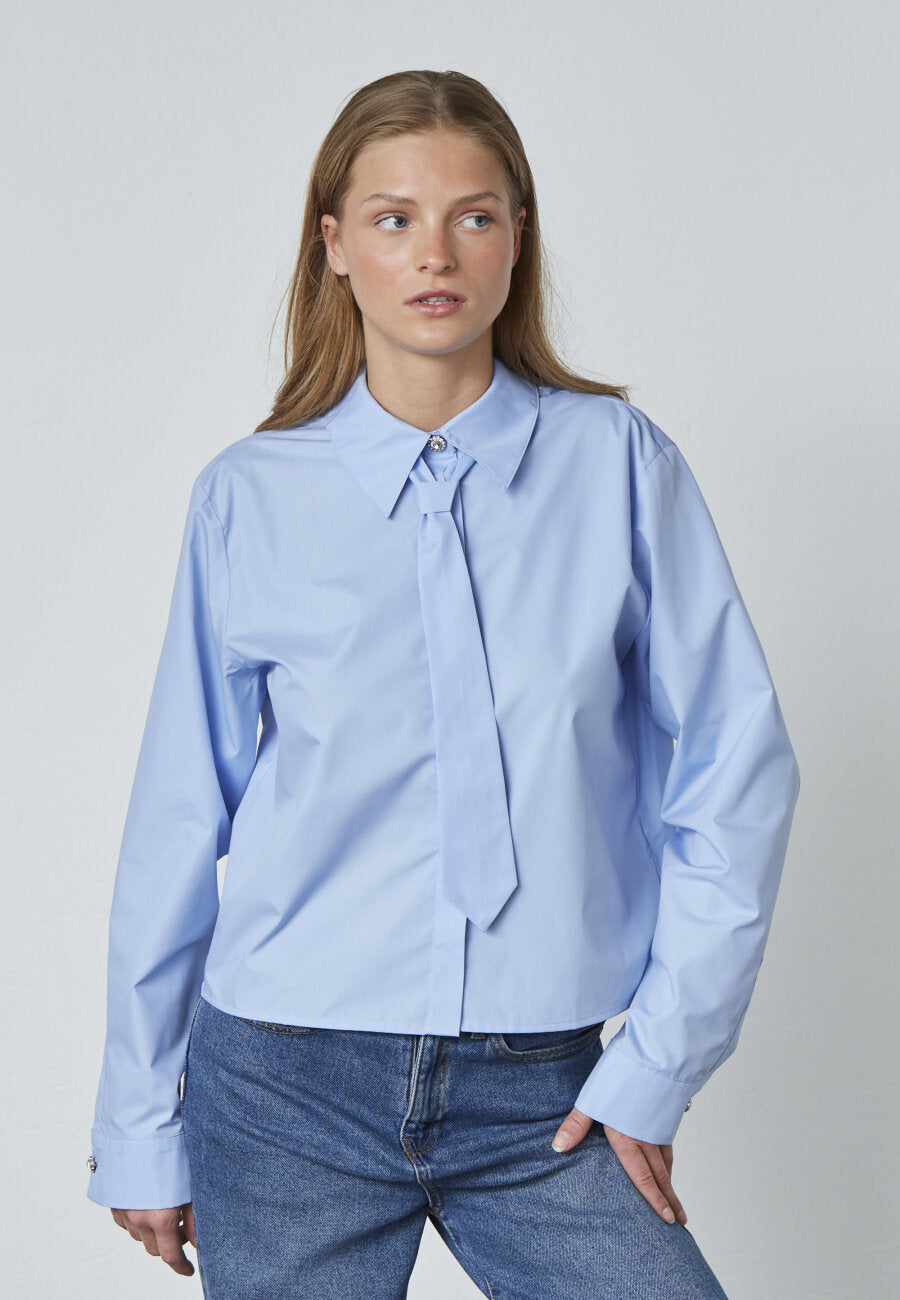 Sisters Point – Emina Blouse