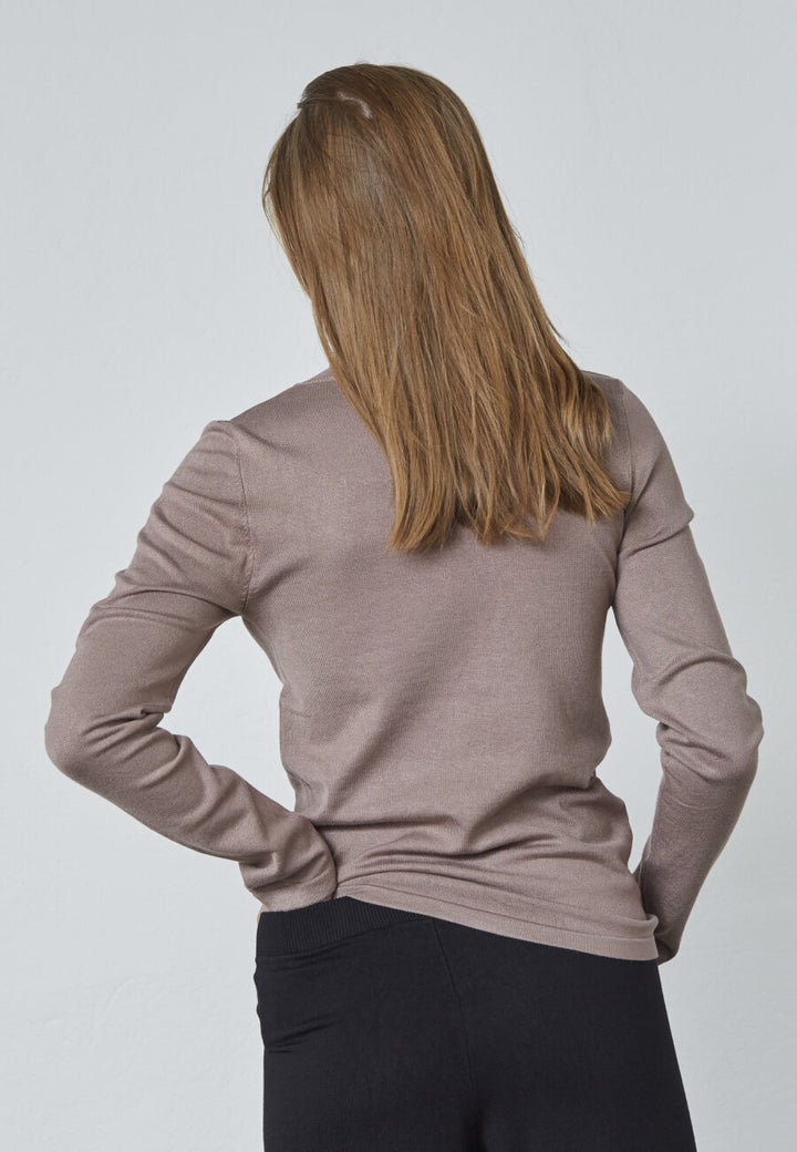 Sisters Point - Lepia Pullover