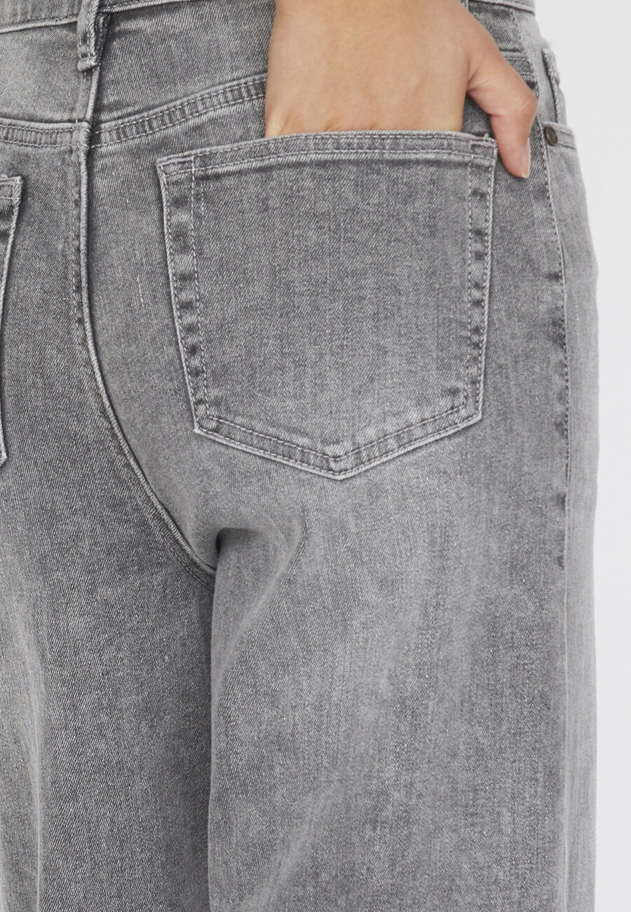 Sisters Point - Owi Jeans