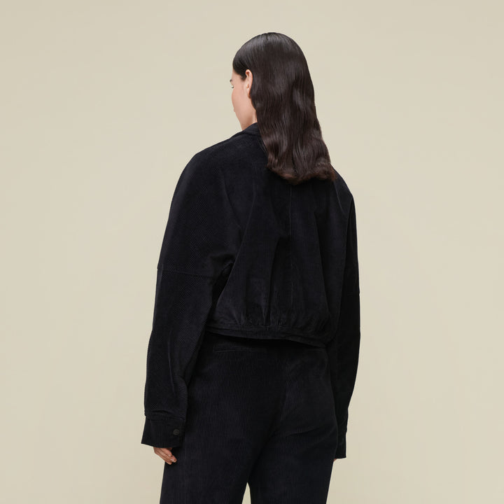 Lois - Victoria Luton Bomber