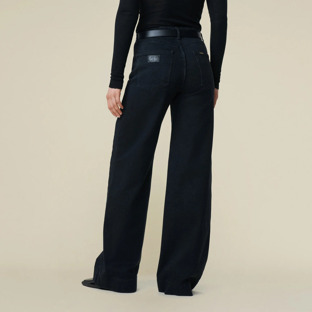 Lois - Rosa-R Mallow Bob Black