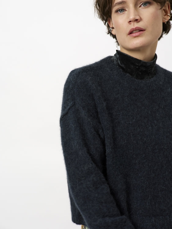Dante6 - Ariama crewneck sweater-detailfoto stof