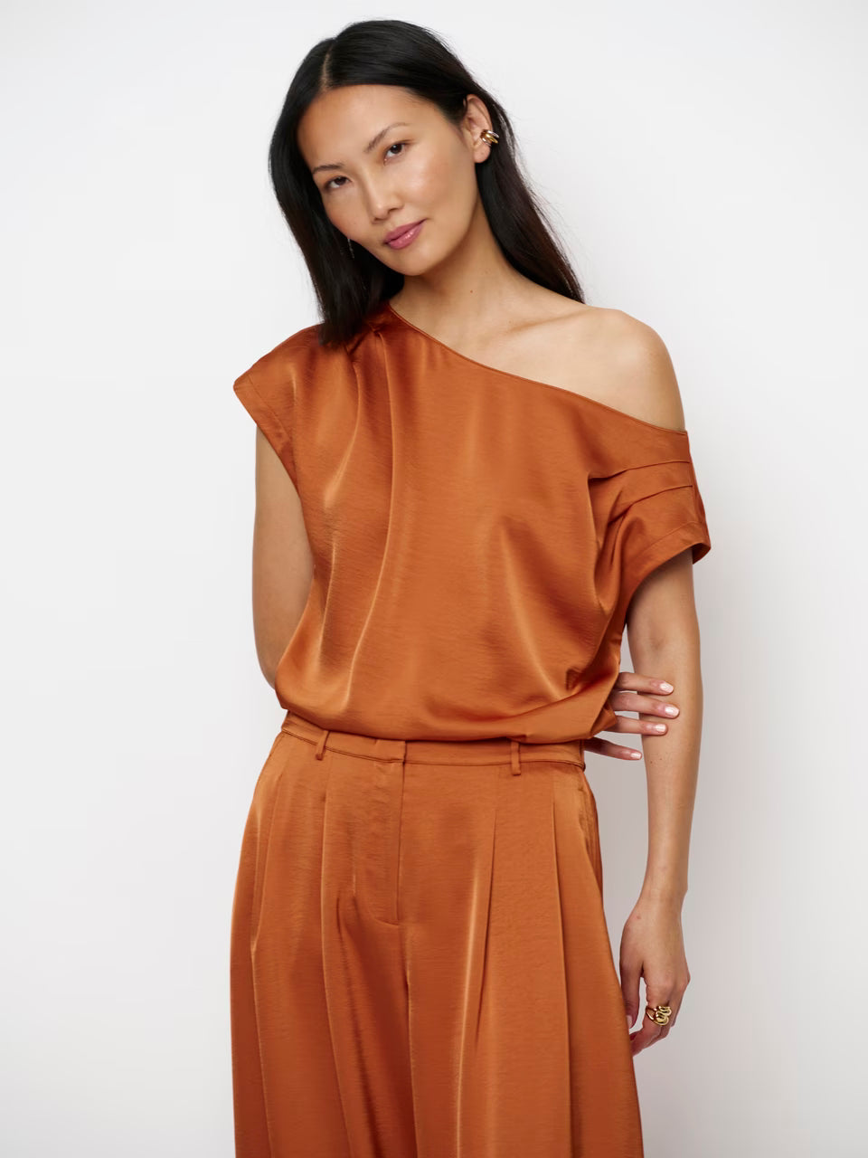 Dante6 - Roam Satin Drapey Top-voorzijde