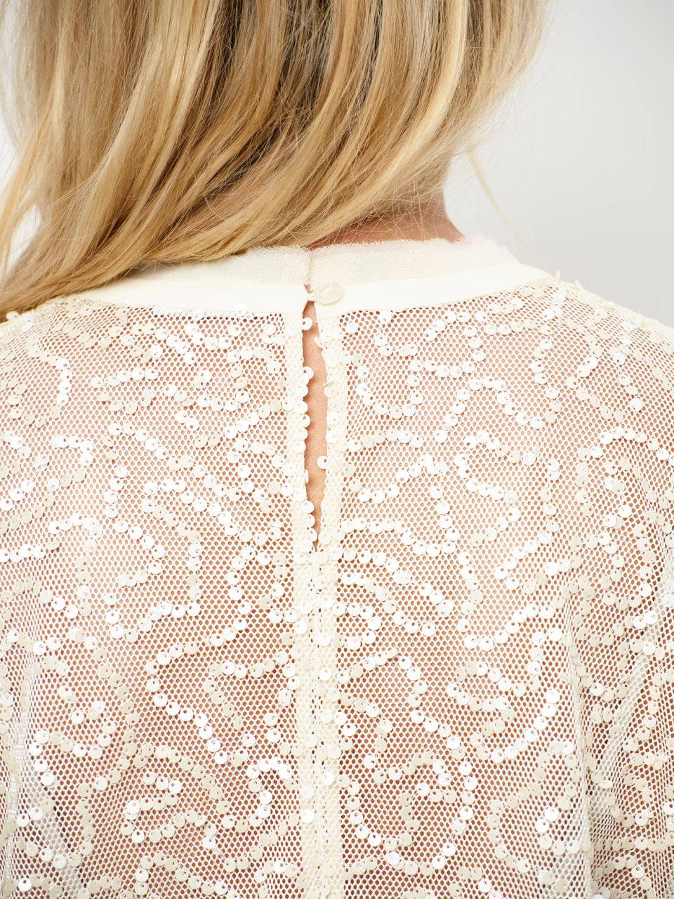Dante6 - zaira sequins net top-detailfoto sluiting
