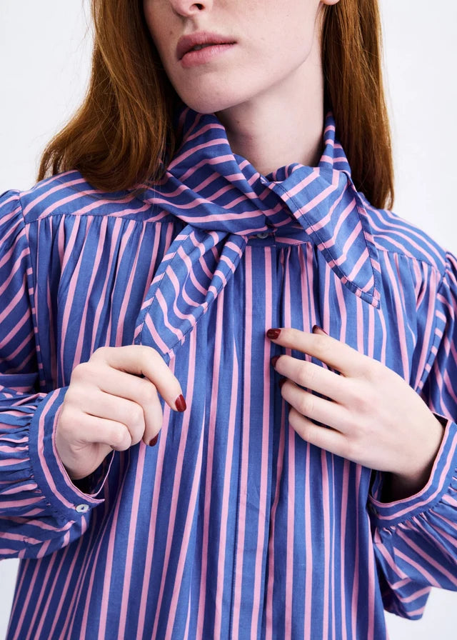 FRNCH - Blouse GURI-detailfoto sjaal