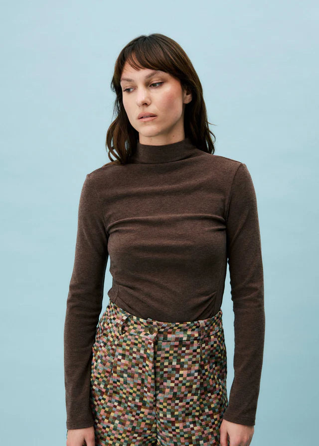 FRNCH -  Papilio Chestnut Top-detailfoto
