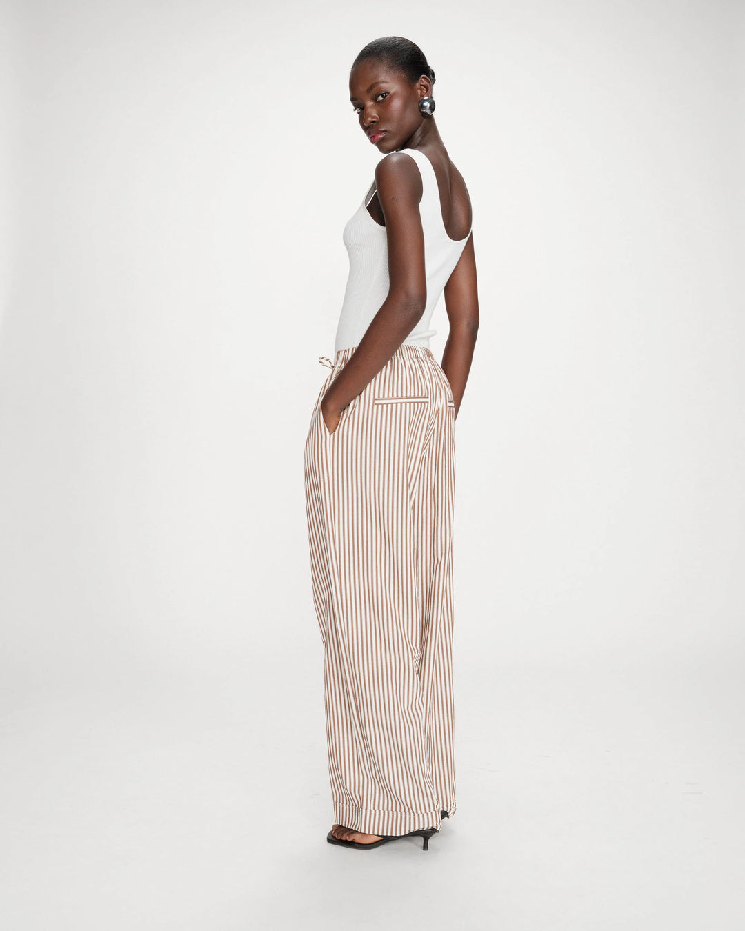 Grace&Mila - Striped pants mocha Volute-zijaanzicht