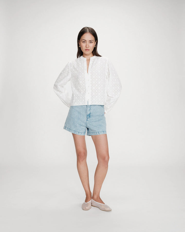 Grace&Mila - Vandita eyelet embroidery blouse-voorzijde