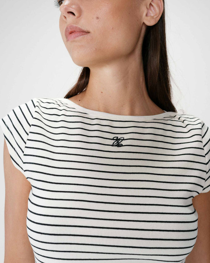 Grace&Mila - WAKE short-sleeve top-detailfoto