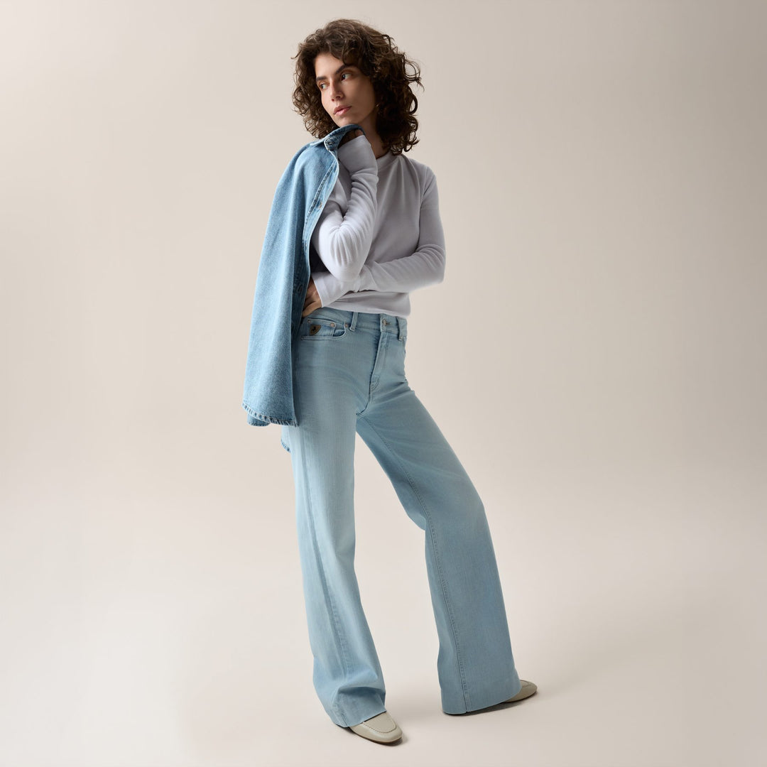 Lois - Palazzo Bleach-zijkant