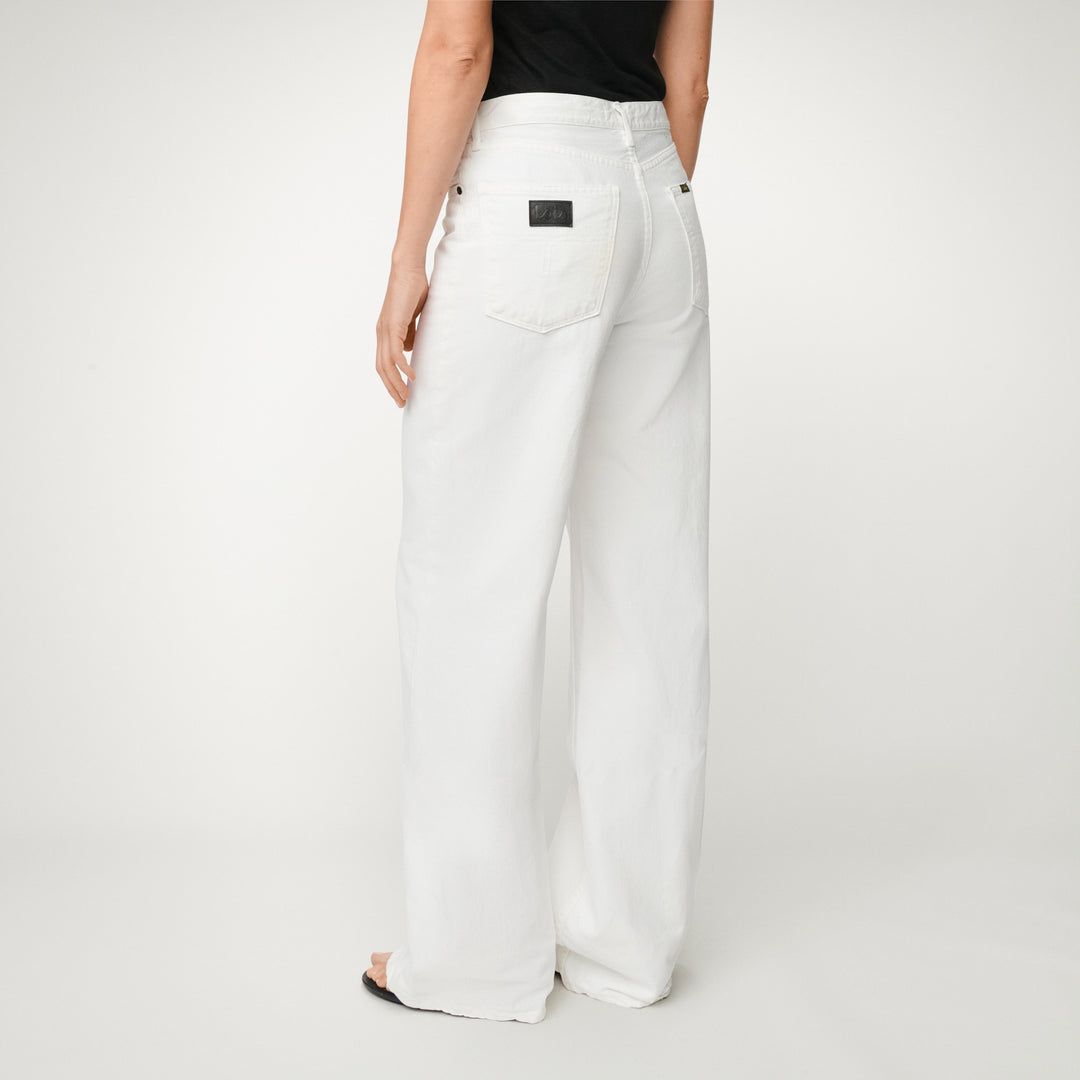 Lois - Skater Loose White-achteraanzicht