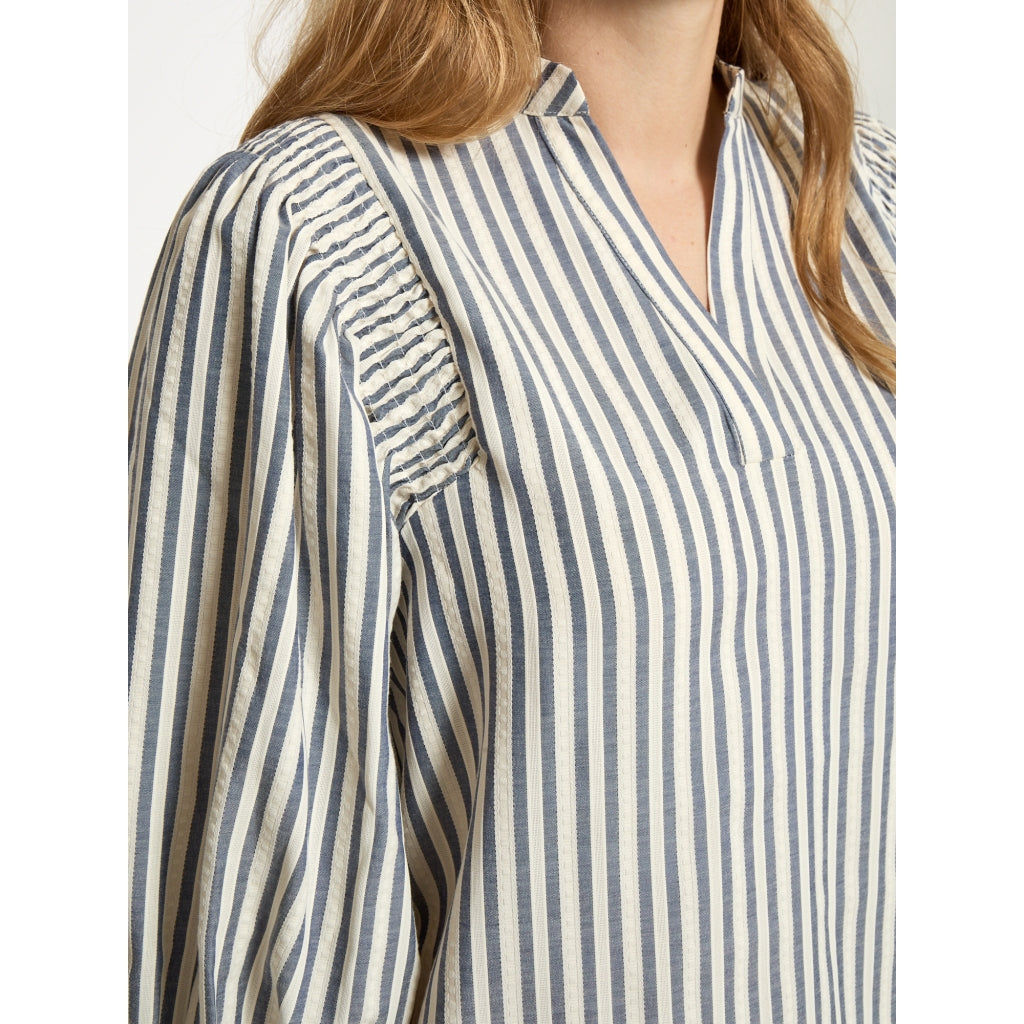 Peppercorn - Ninka Blouse-detailftoto