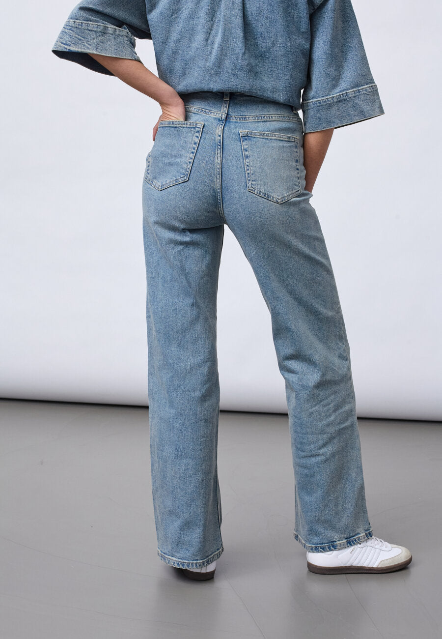 Sisters Point - Owi Jeans-achteraanzicht