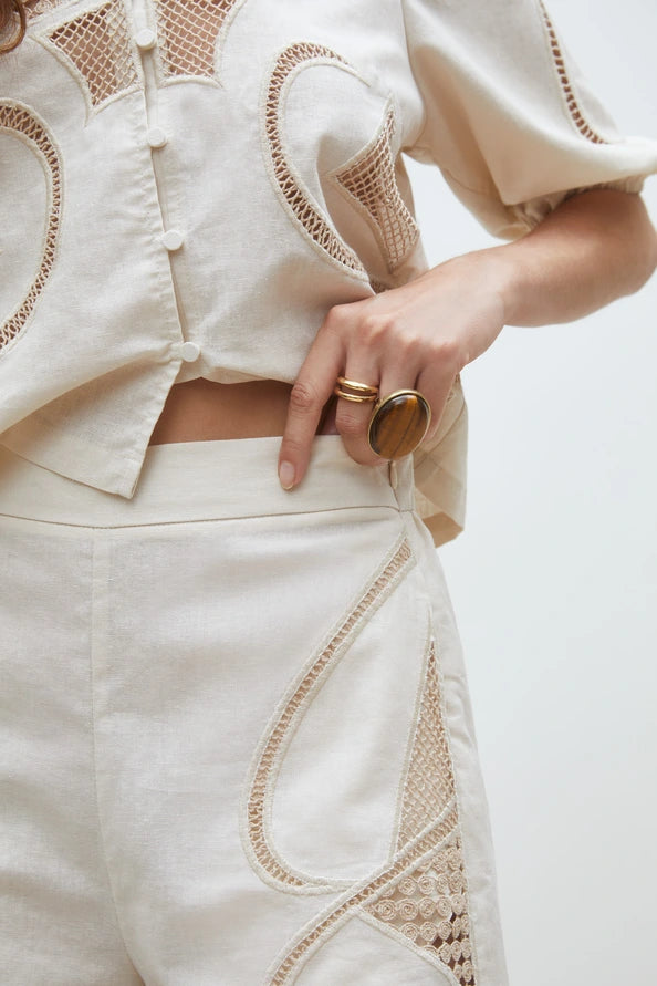 Suncoo - Brest embroideries Shorts-voorzijde