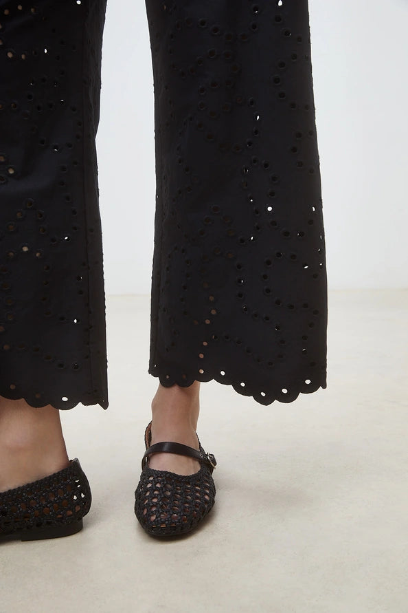 Suncoo - Jane Pants with embroideries-detailfoto