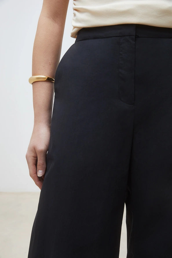 Suncoo - Jet Plain Black Wide-Leg Pants-detailfoto