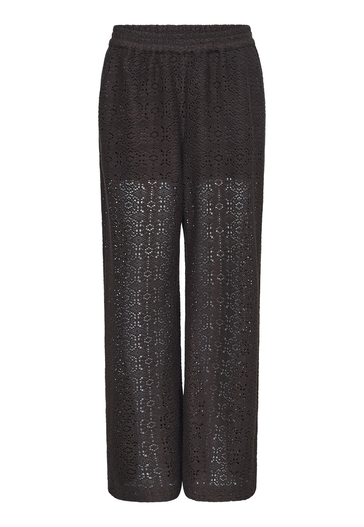 Sisters Point - Elsia Pant